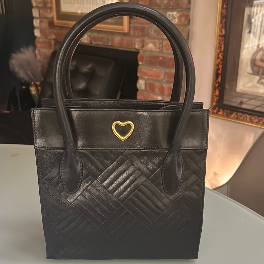 Chic Black Leather Tote/Handbag with Gold Heart Detail. MADE IN FRANCE 🇫🇷 EUC‼️